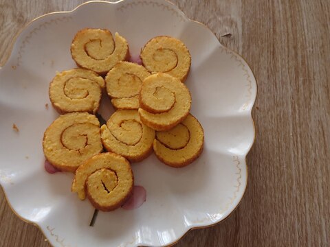 はんぺん味の卵焼き♪ (甘くないミニ伊達巻き)